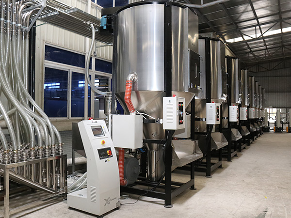 Центральная система кормления пластиковой домохозяйственной продукции Co., Ltd. в Цзяньгмене