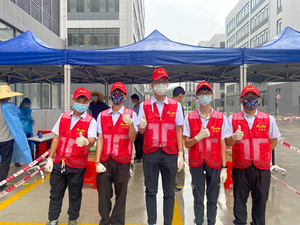 volunteer 1.jpg